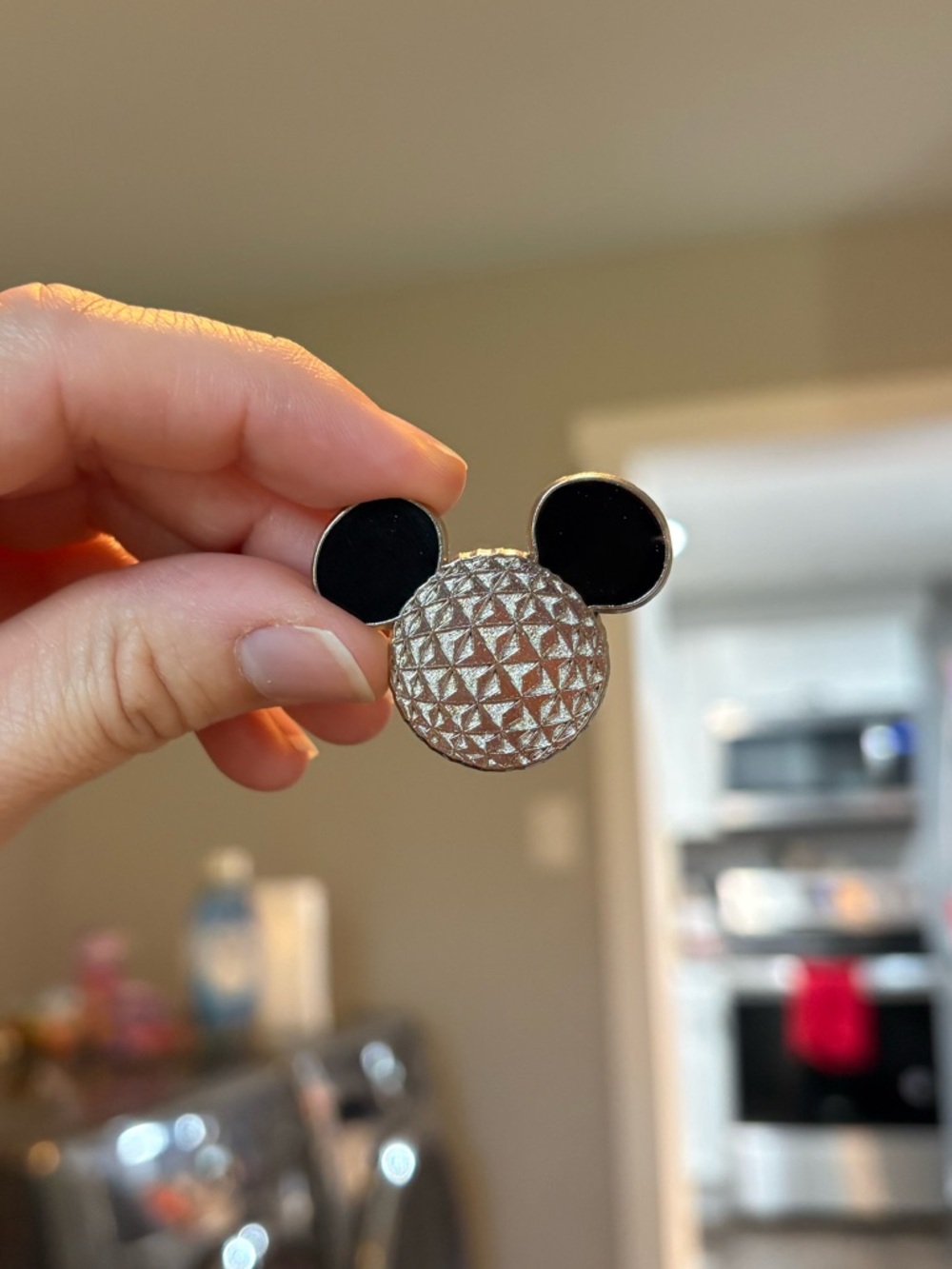 Disney Epcot Spaceship Earth Trading Pin